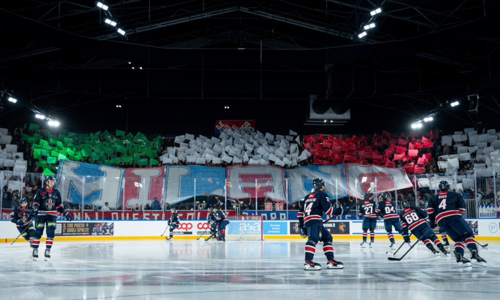 Våldsamma upplopp efter ICEHL-matchen – Fanbussen attackeras